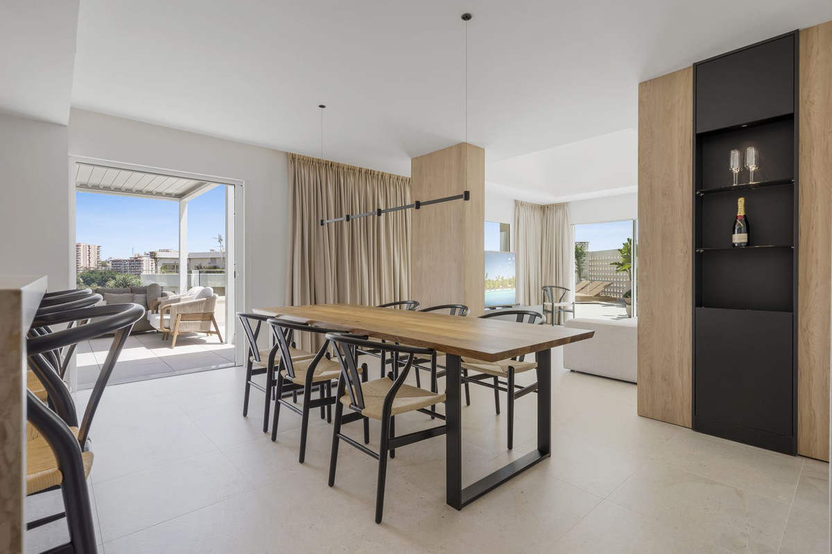 3 Bed Apartment for sale in Benalmadena Costa Costa Del Sol, Málaga, Spain