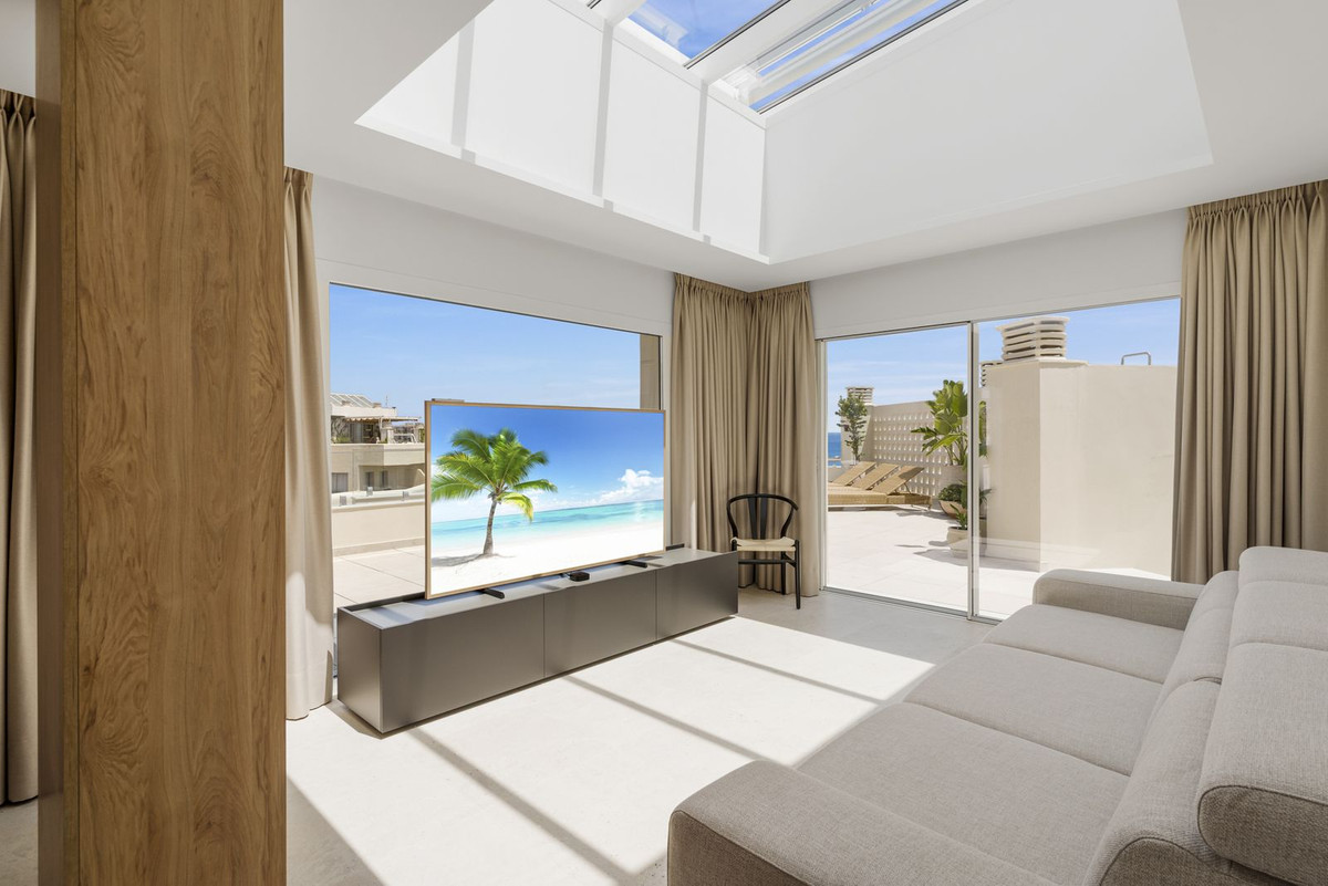 3 Bed Apartment for sale in Benalmadena Costa Costa Del Sol, Málaga, Spain