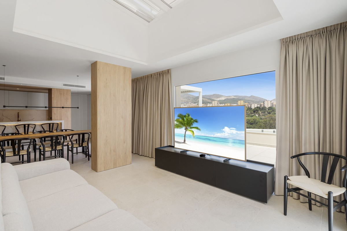 3 Bed Apartment for sale in Benalmadena Costa Costa Del Sol, Málaga, Spain