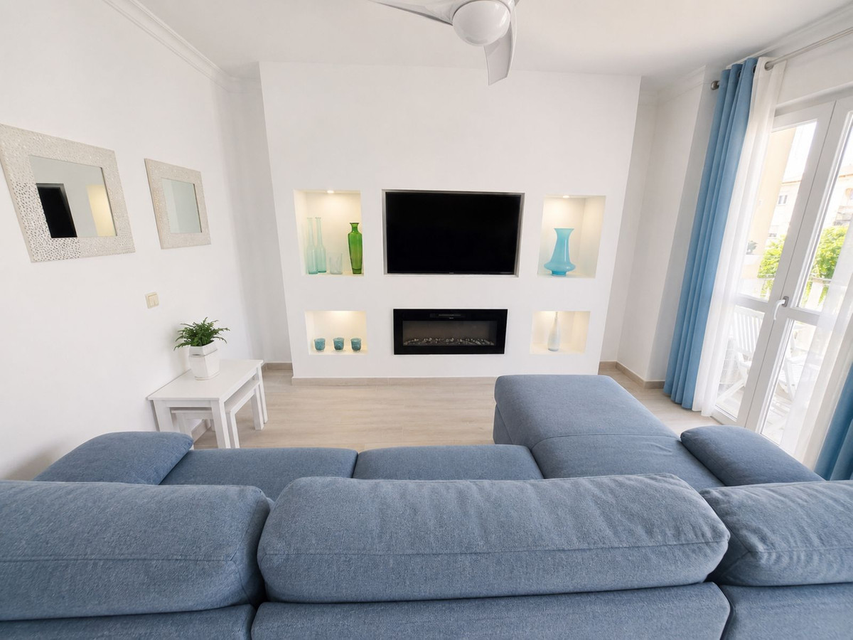 Se vende Apartamento Planta Media de 2 dormitorios en Costa Del Sol, Málaga, España