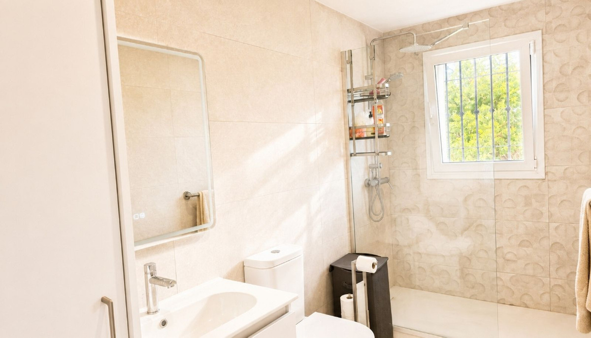 Se vende Adosada de 2 dormitorios en Costa Del Sol, Málaga, España