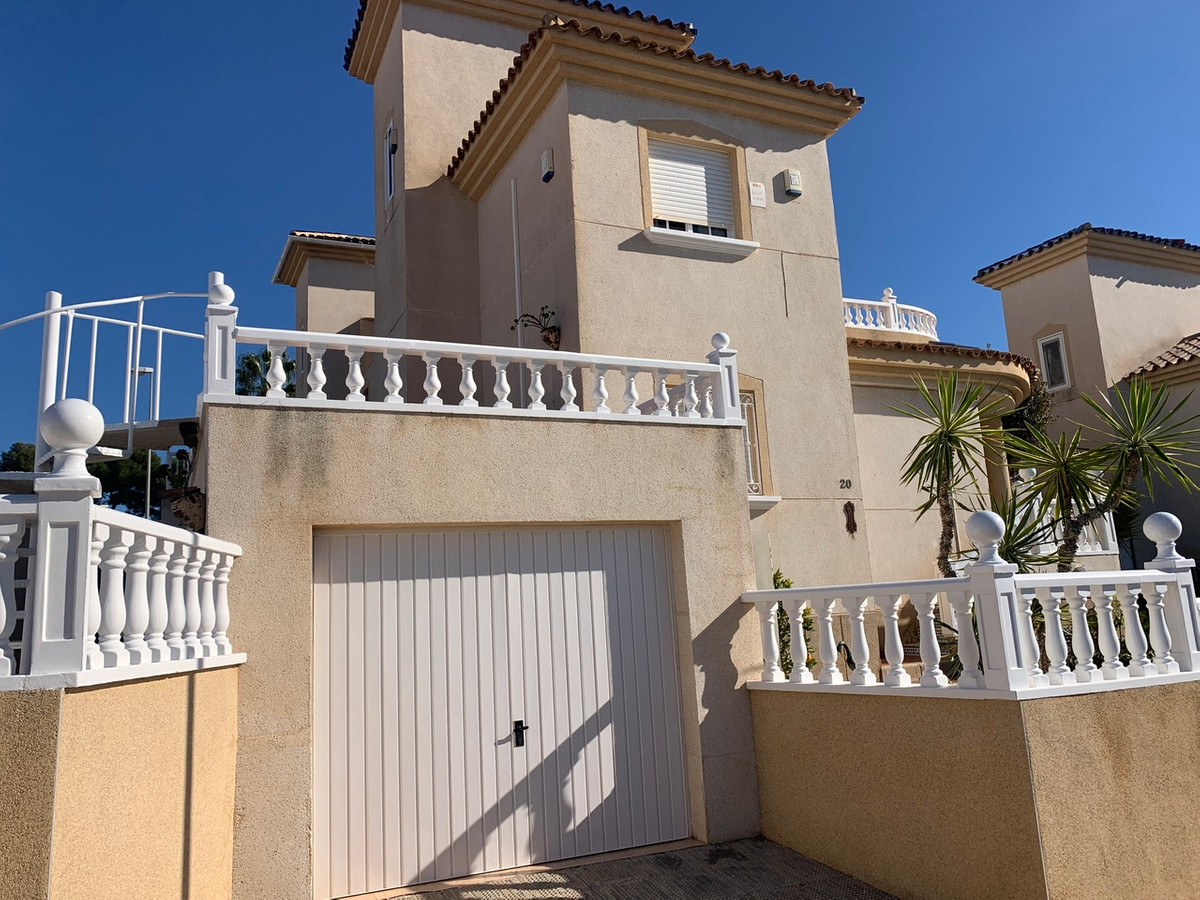 3 Bed Townhouse for sale in Villamartin Costa Blanca, Alicante, Spain