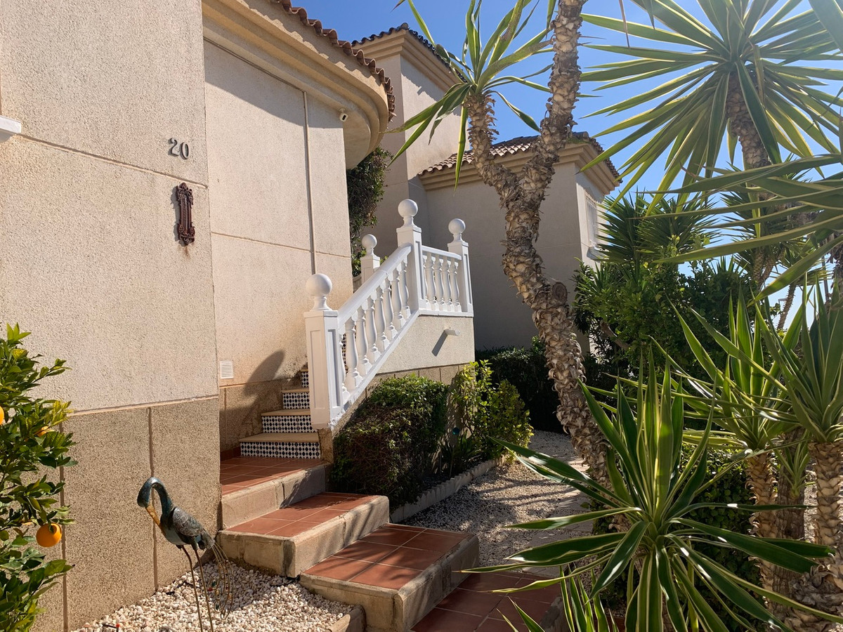 3 Bed Townhouse for sale in Villamartin Costa Blanca, Alicante, Spain