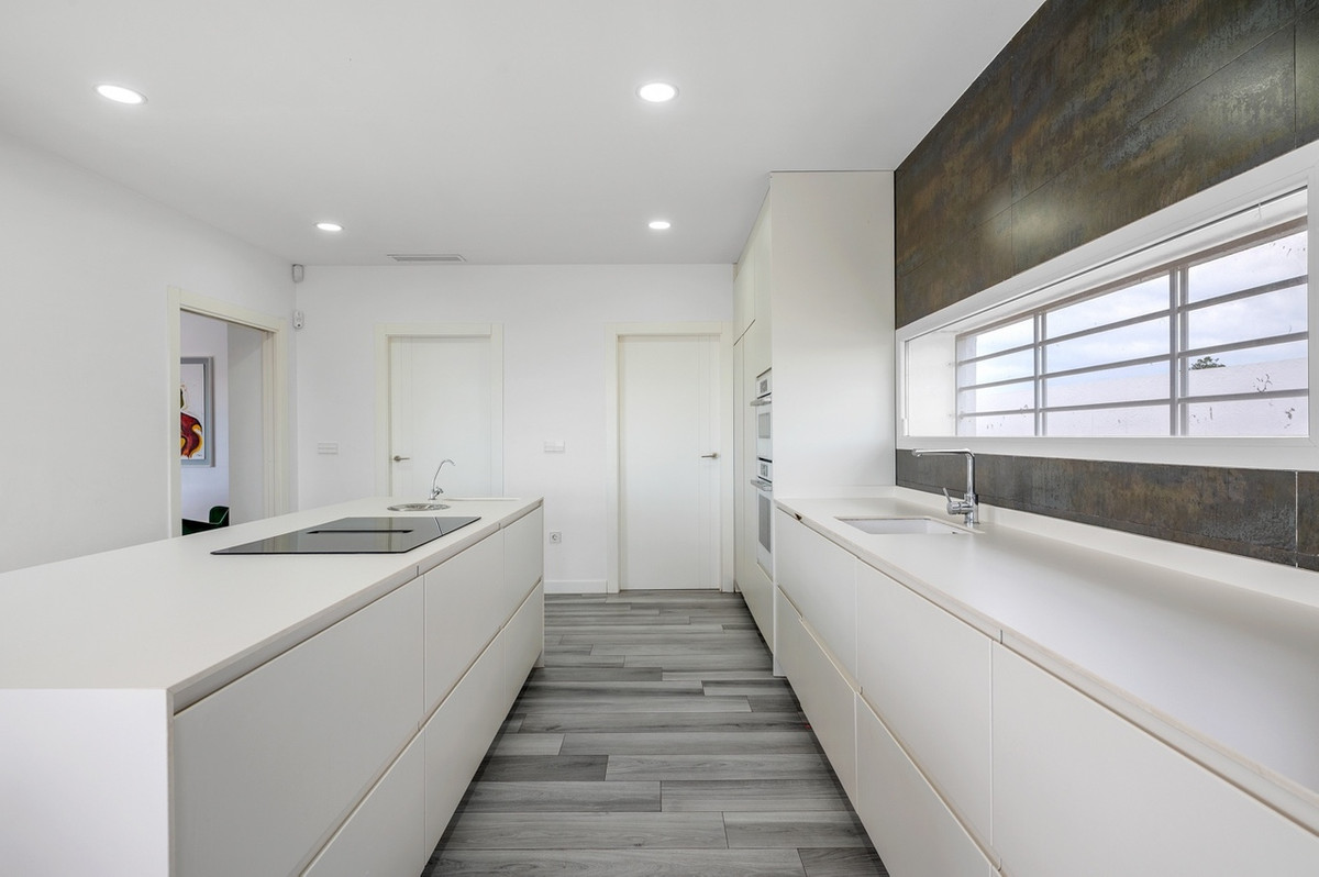 4 Bed Townhouse for sale in Algorfa Costa Blanca, Alicante, Spain