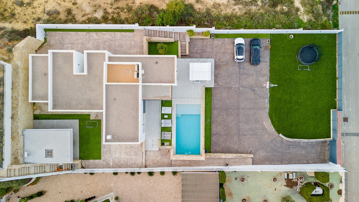 4 Bed Townhouse for sale in Algorfa Costa Blanca, Alicante, Spain