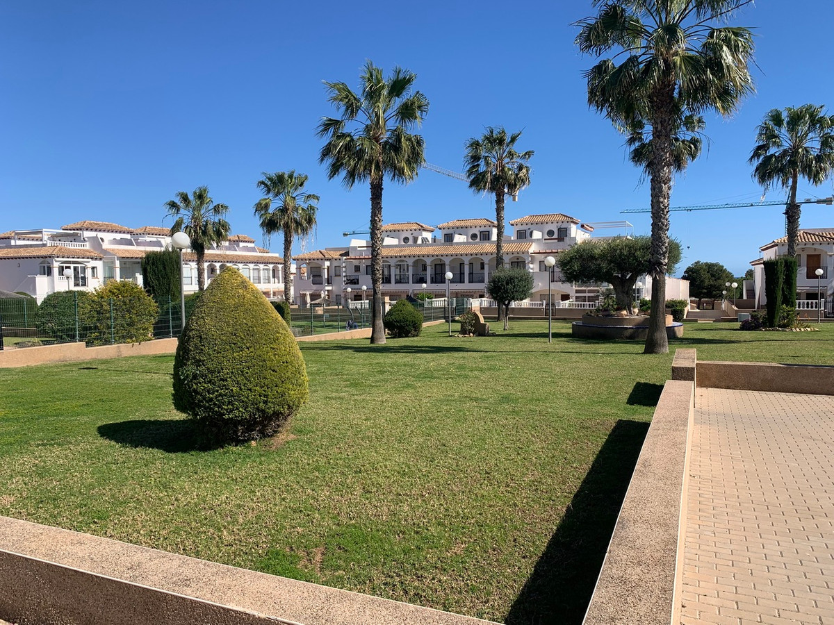 2 Bed Townhouse for sale in Punta Prima Costa Blanca, Alicante, Spain