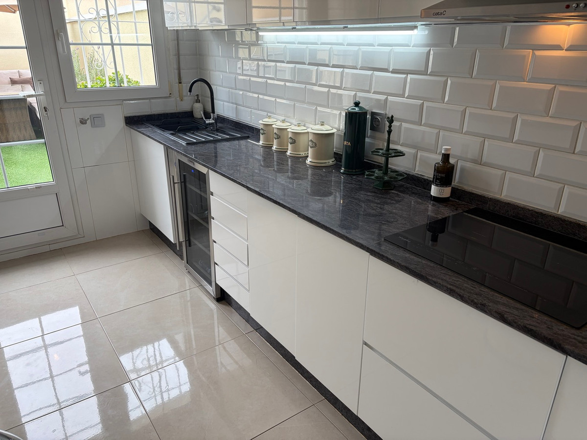 3 Bed Townhouse for sale in Heredades Costa Blanca, Alicante, Spain