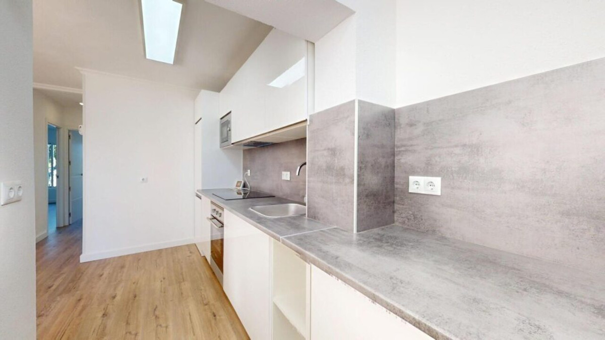 2 Bed Apartment for sale in Villamartin Costa Blanca, Alicante, Spain