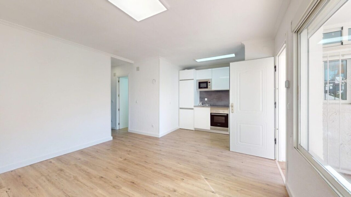 2 Bed Apartment for sale in Villamartin Costa Blanca, Alicante, Spain