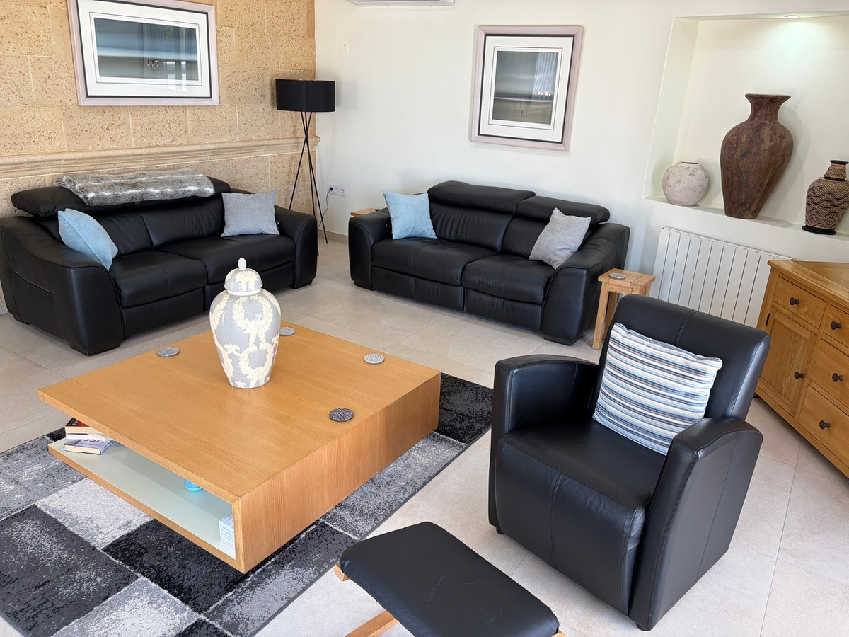 4 Bed Townhouse for sale in Pinar De Campoverde Costa Blanca, Alicante, Spain