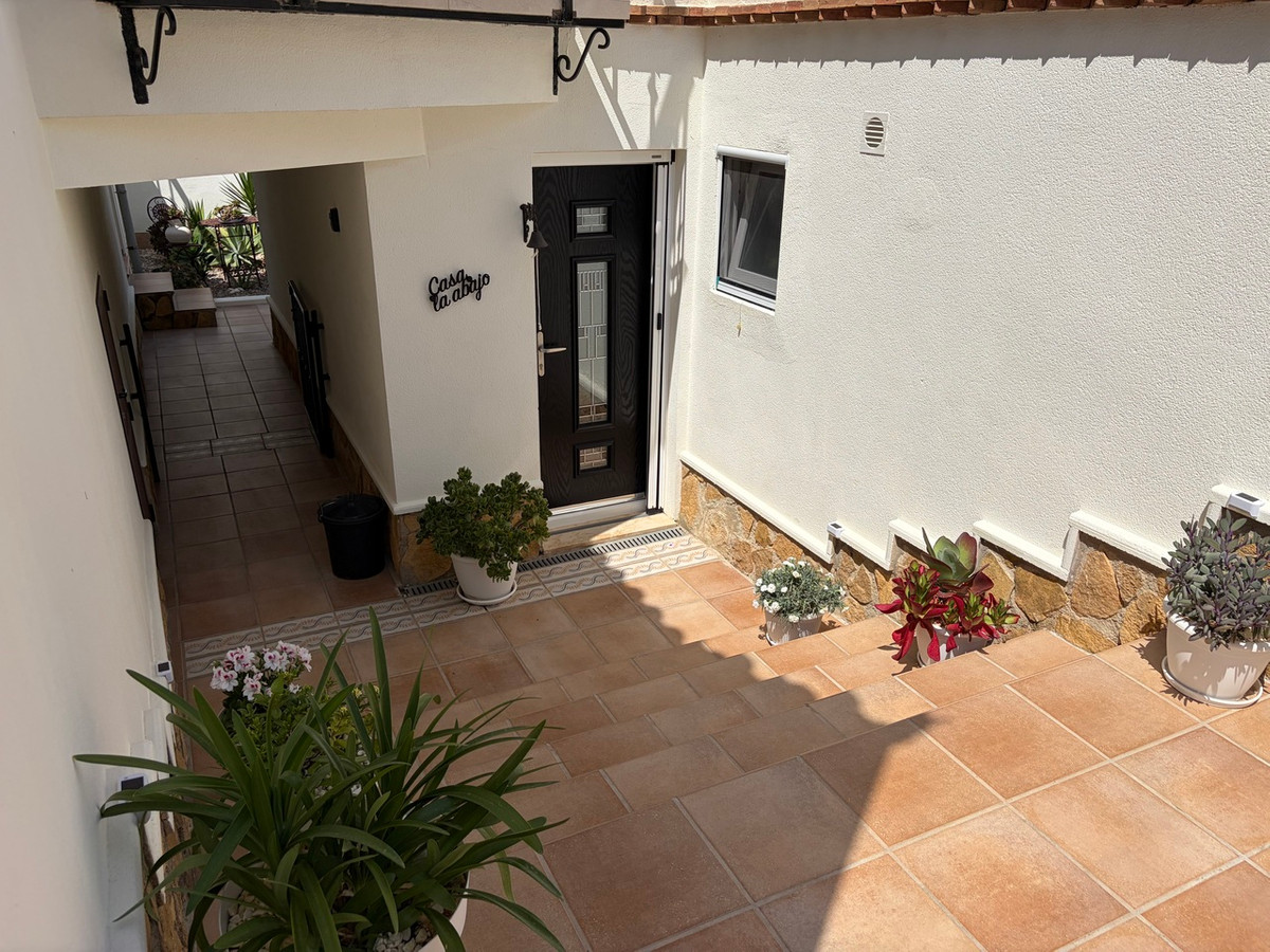 4 Bed Townhouse for sale in Pinar De Campoverde Costa Blanca, Alicante, Spain