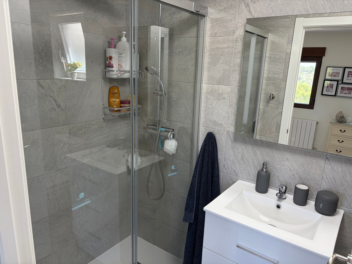4 Bed Townhouse for sale in Pinar De Campoverde Costa Blanca, Alicante, Spain