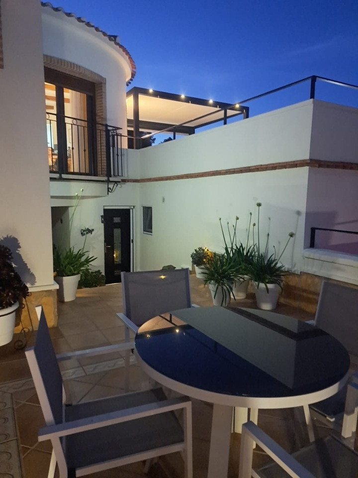 4 Bed Townhouse for sale in Pinar De Campoverde Costa Blanca, Alicante, Spain