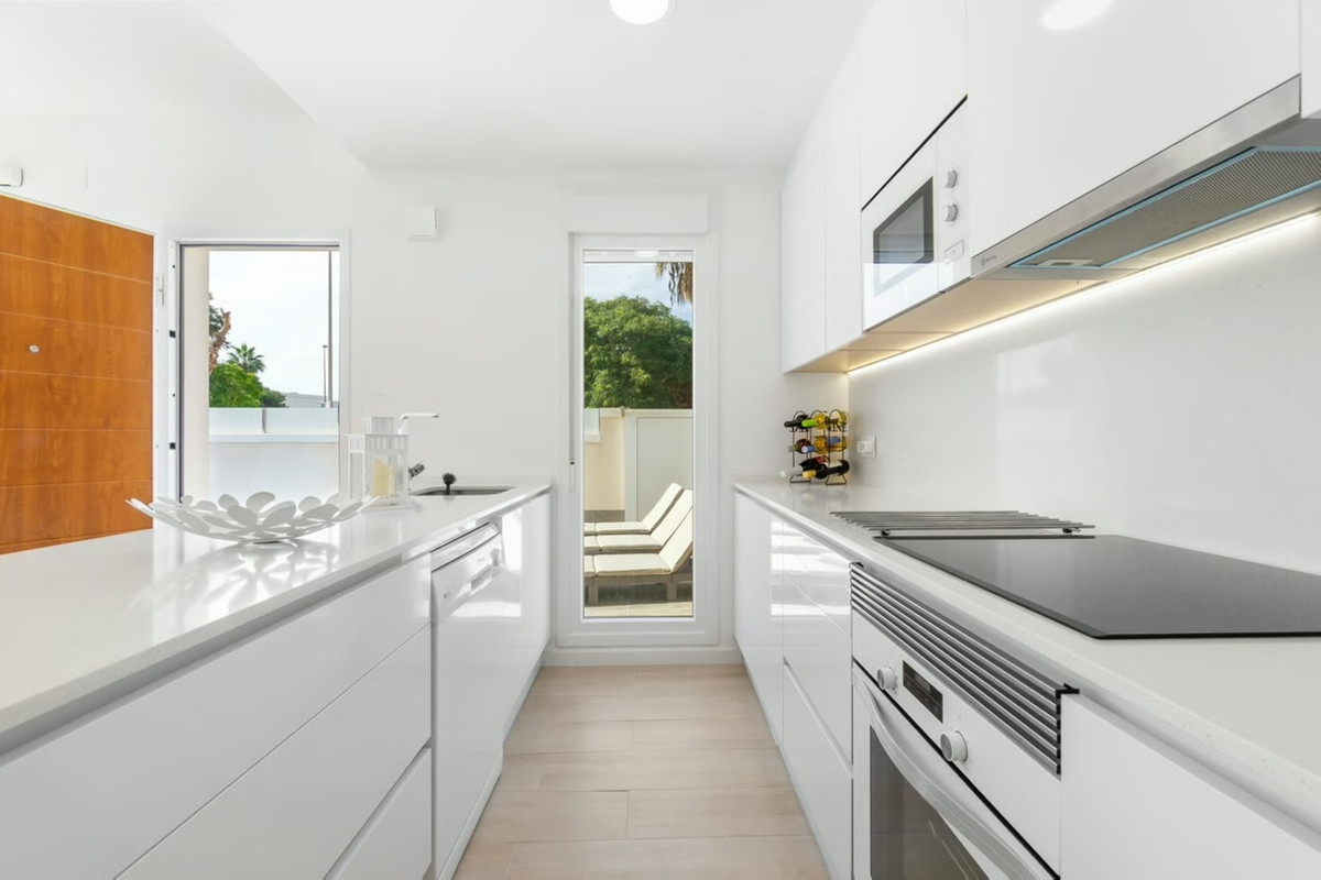 Se vende Villa - Chalet de 3 dormitorios en Costa Blanca, Alicante, España