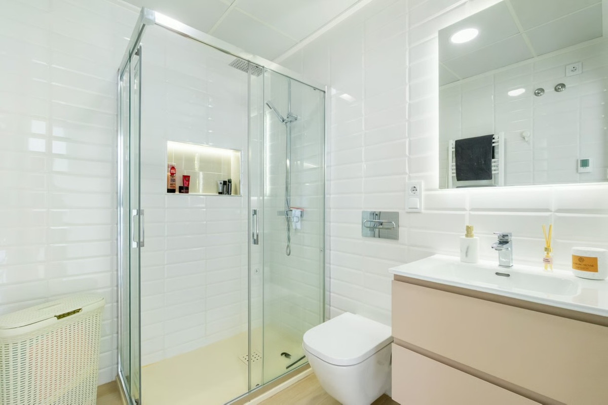 Se vende Villa - Chalet de 3 dormitorios en Costa Blanca, Alicante, España