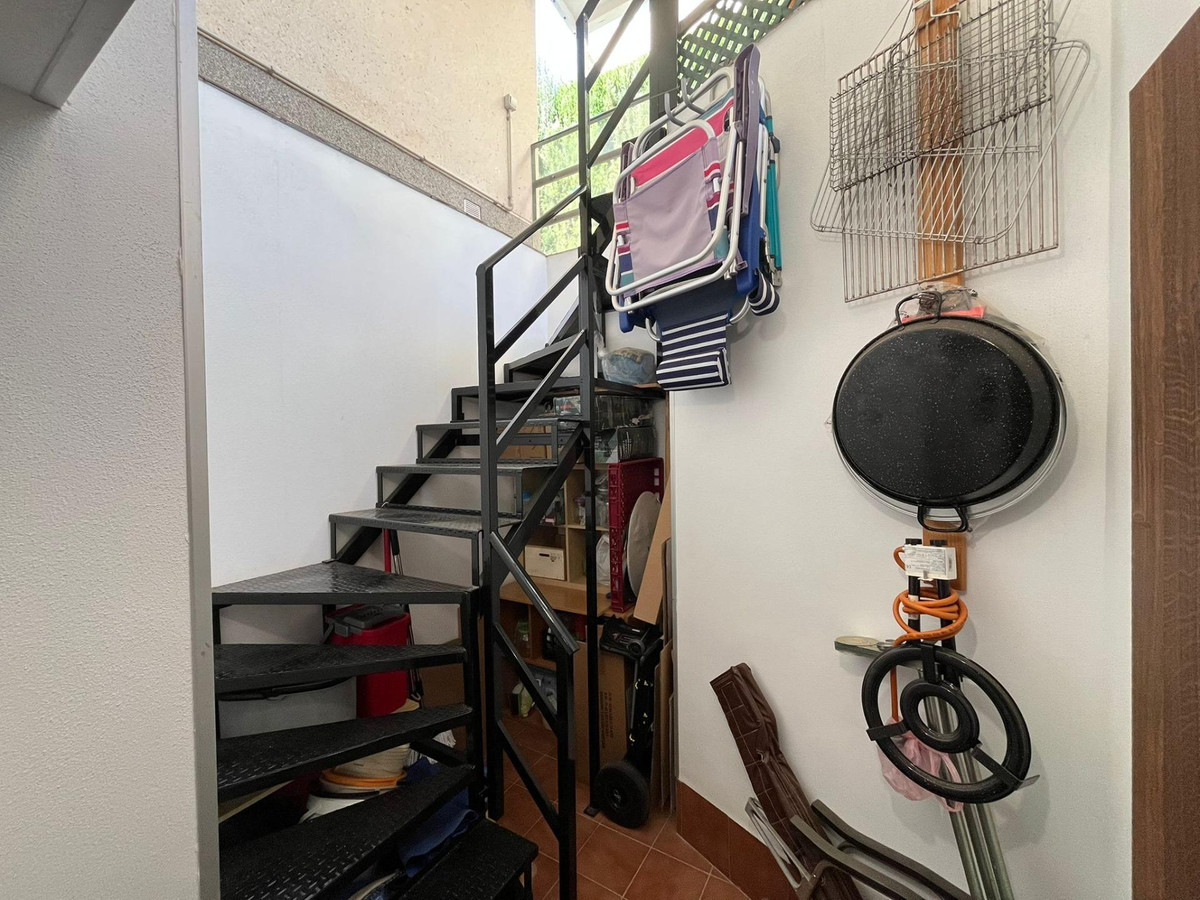 Se vende Villa - Chalet de 3 dormitorios en Costa Blanca, Alicante, España