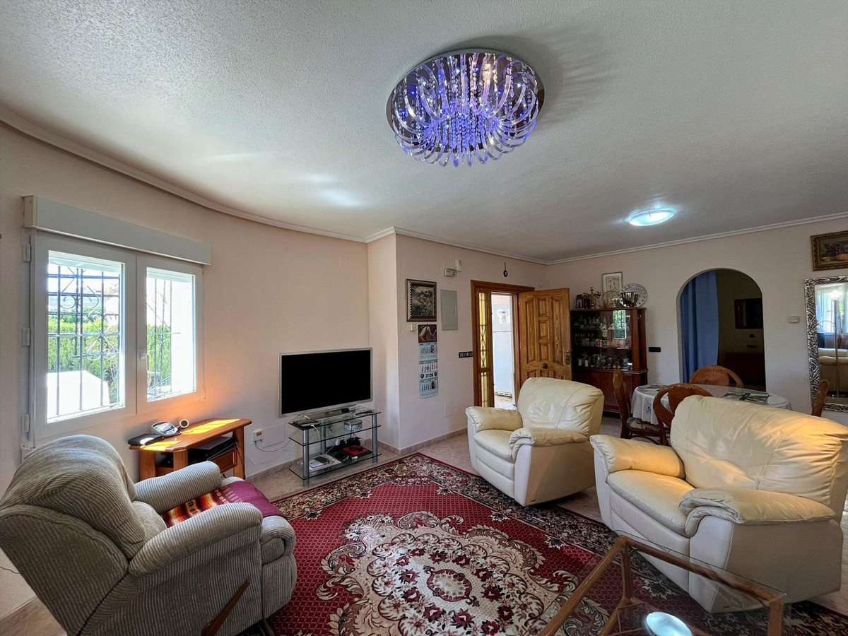 Se vende Villa - Chalet de 3 dormitorios en Costa Blanca, Alicante, España