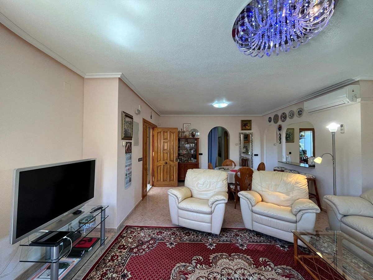 Se vende Villa - Chalet de 3 dormitorios en Costa Blanca, Alicante, España