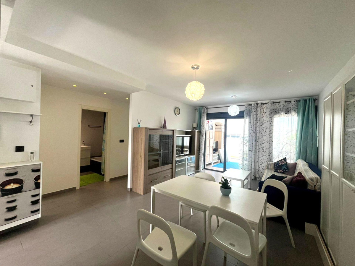 2 Bed Townhouse for sale in La Zenia Costa Blanca, Alicante, Spain