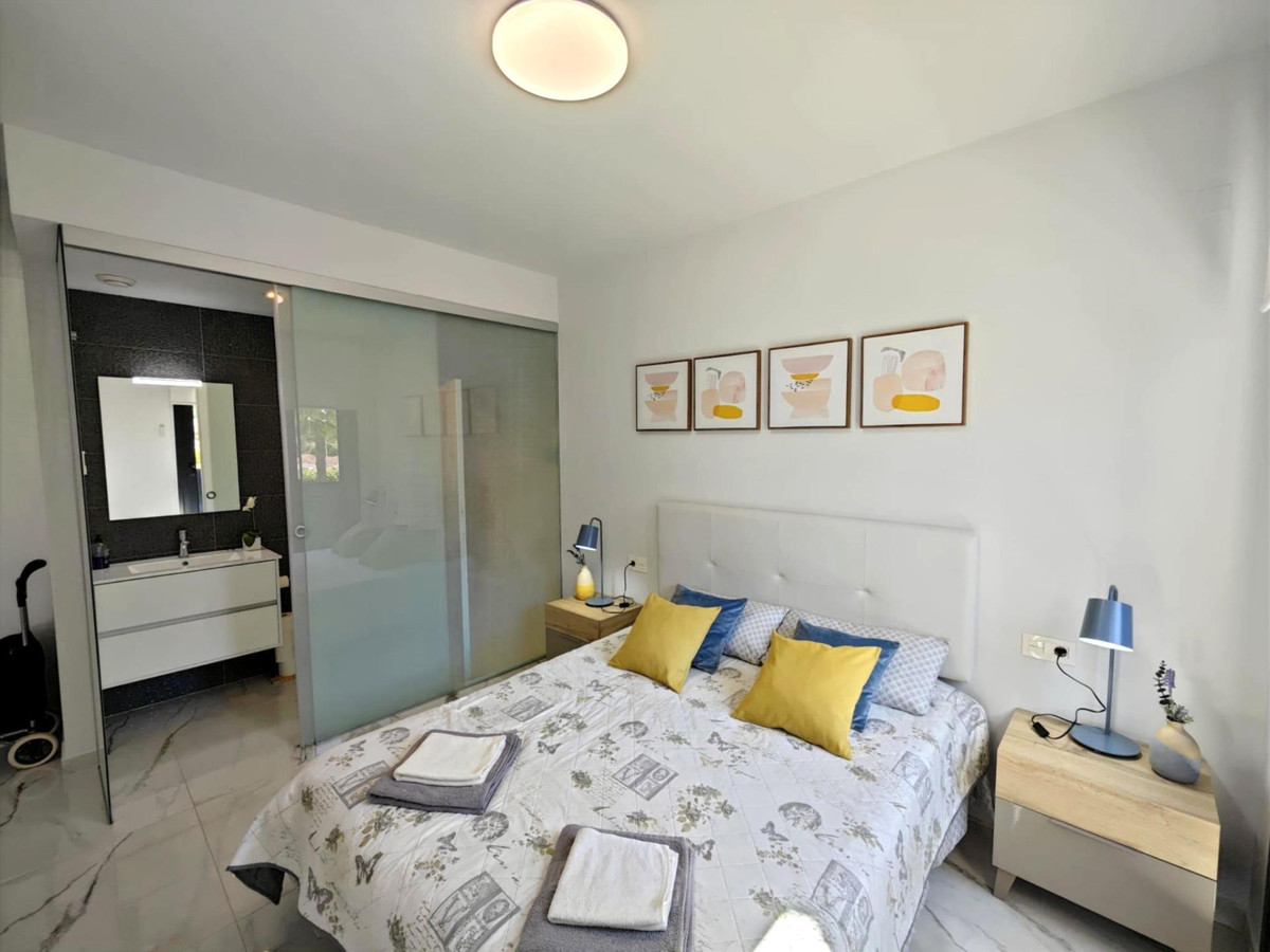 2 Bed Apartment for sale in Orihuela Costa Costa Blanca, Alicante, Spain