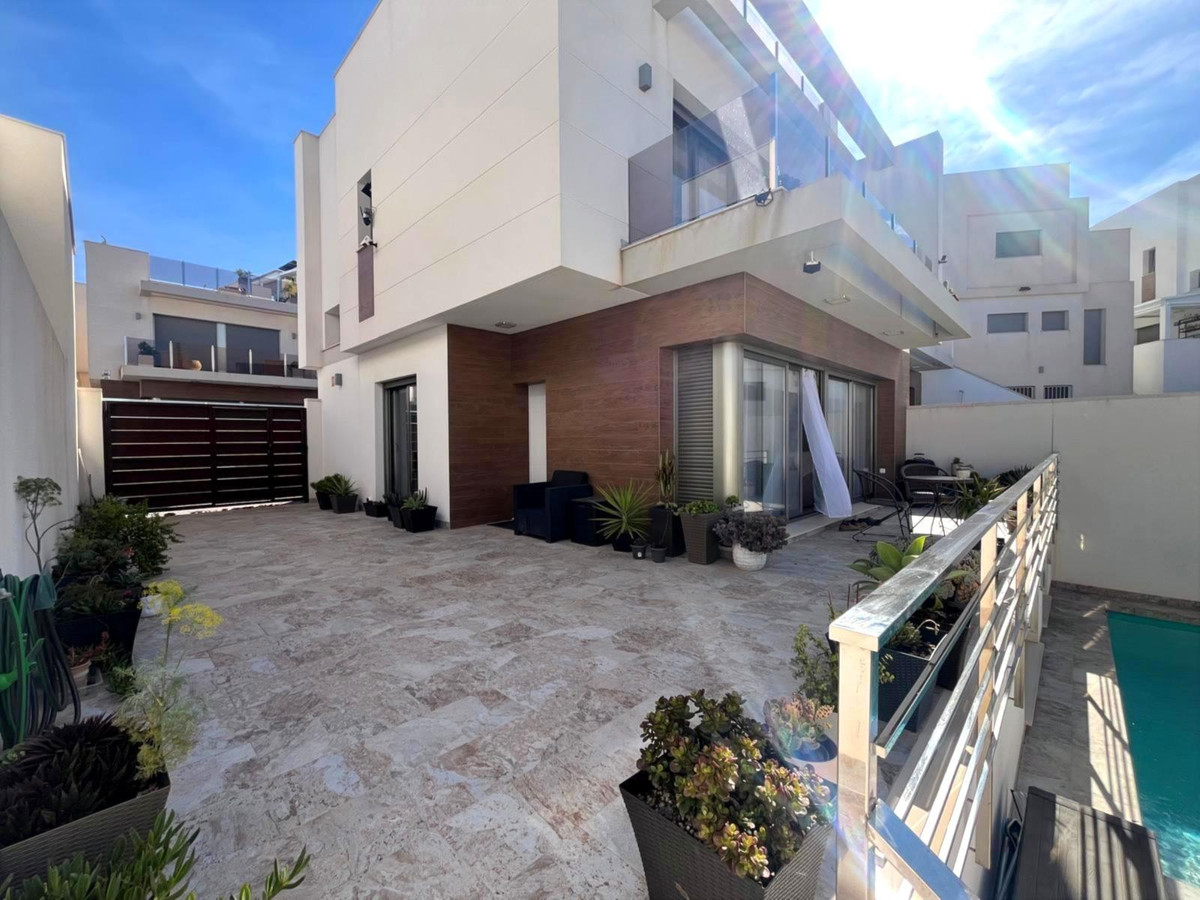 3 Bed Townhouse for sale in Orihuela Costa Costa Blanca, Alicante, Spain