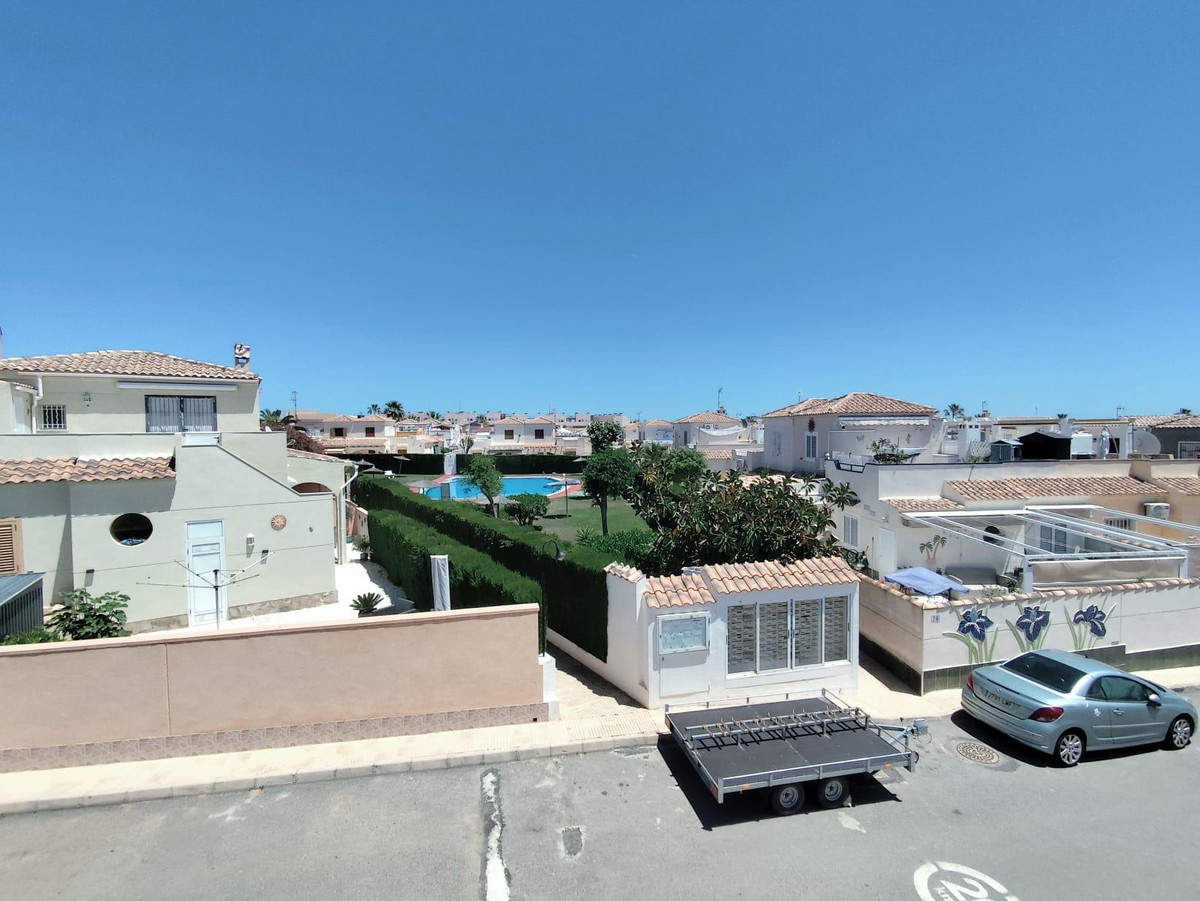 4 Bed Townhouse for sale in Playa Flamenca Costa Blanca, Alicante, Spain