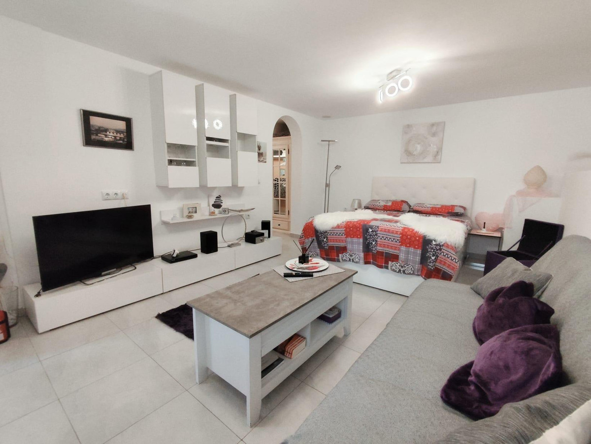 4 Bed Townhouse for sale in Playa Flamenca Costa Blanca, Alicante, Spain