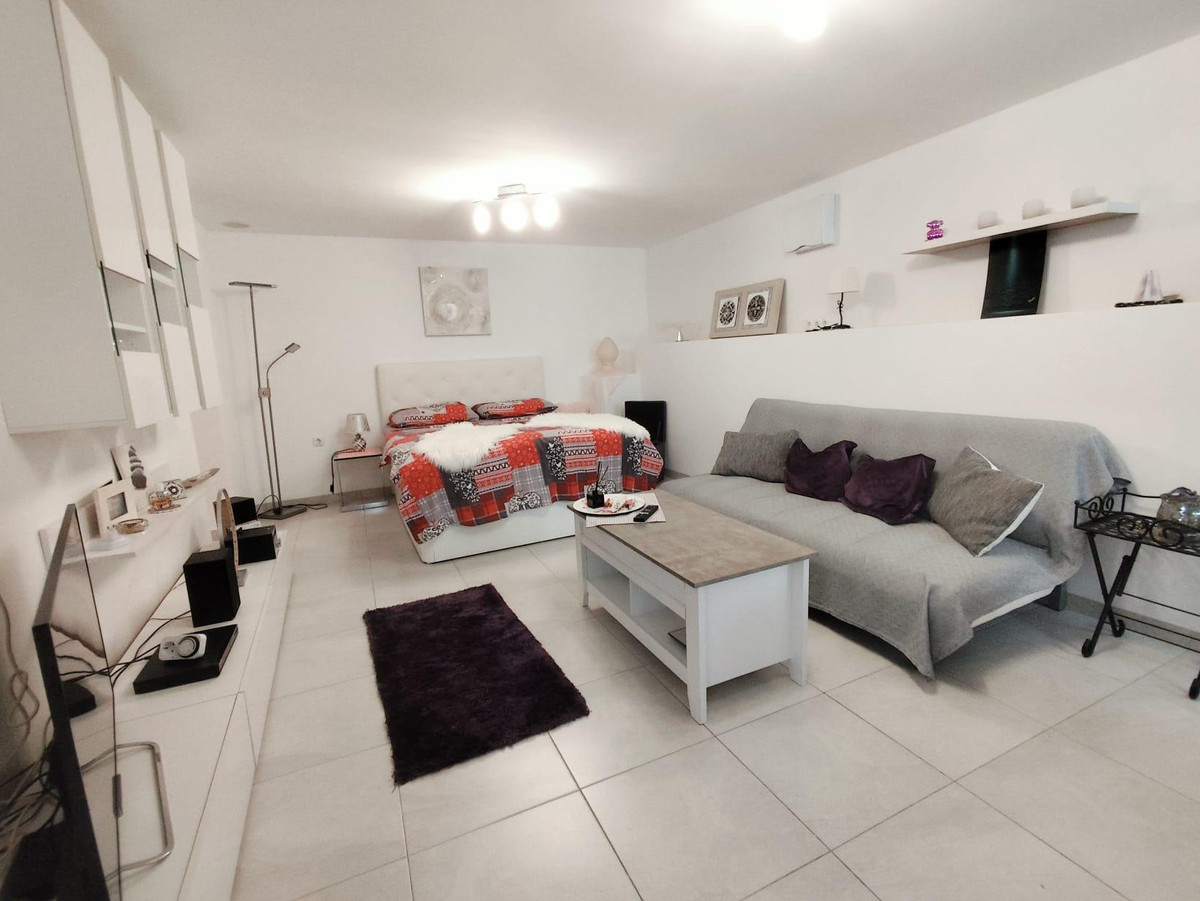 4 Bed Townhouse for sale in Playa Flamenca Costa Blanca, Alicante, Spain