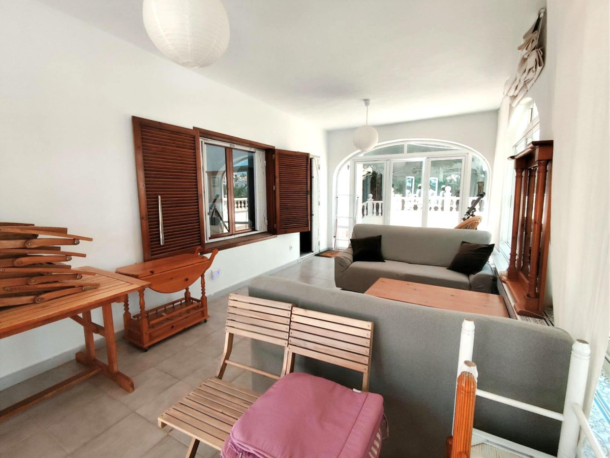 3 Bed Townhouse for sale in Cabo Roig Costa Blanca, Alicante, Spain