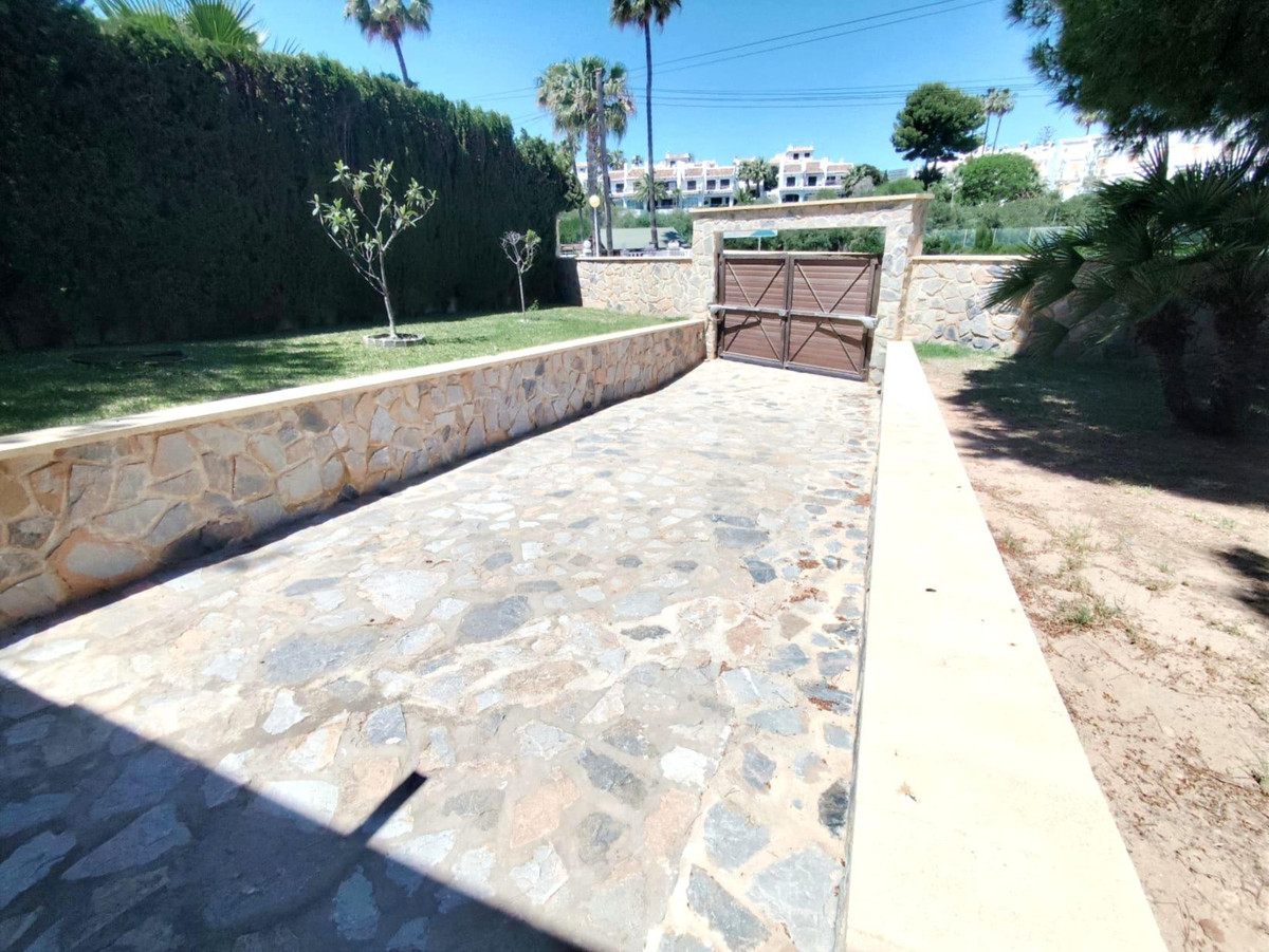3 Bed Townhouse for sale in Cabo Roig Costa Blanca, Alicante, Spain