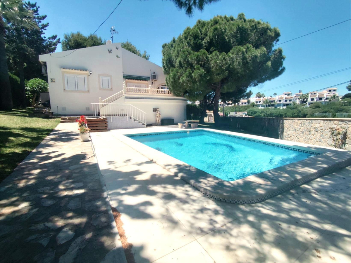 3 Bed Townhouse for sale in Cabo Roig Costa Blanca, Alicante, Spain