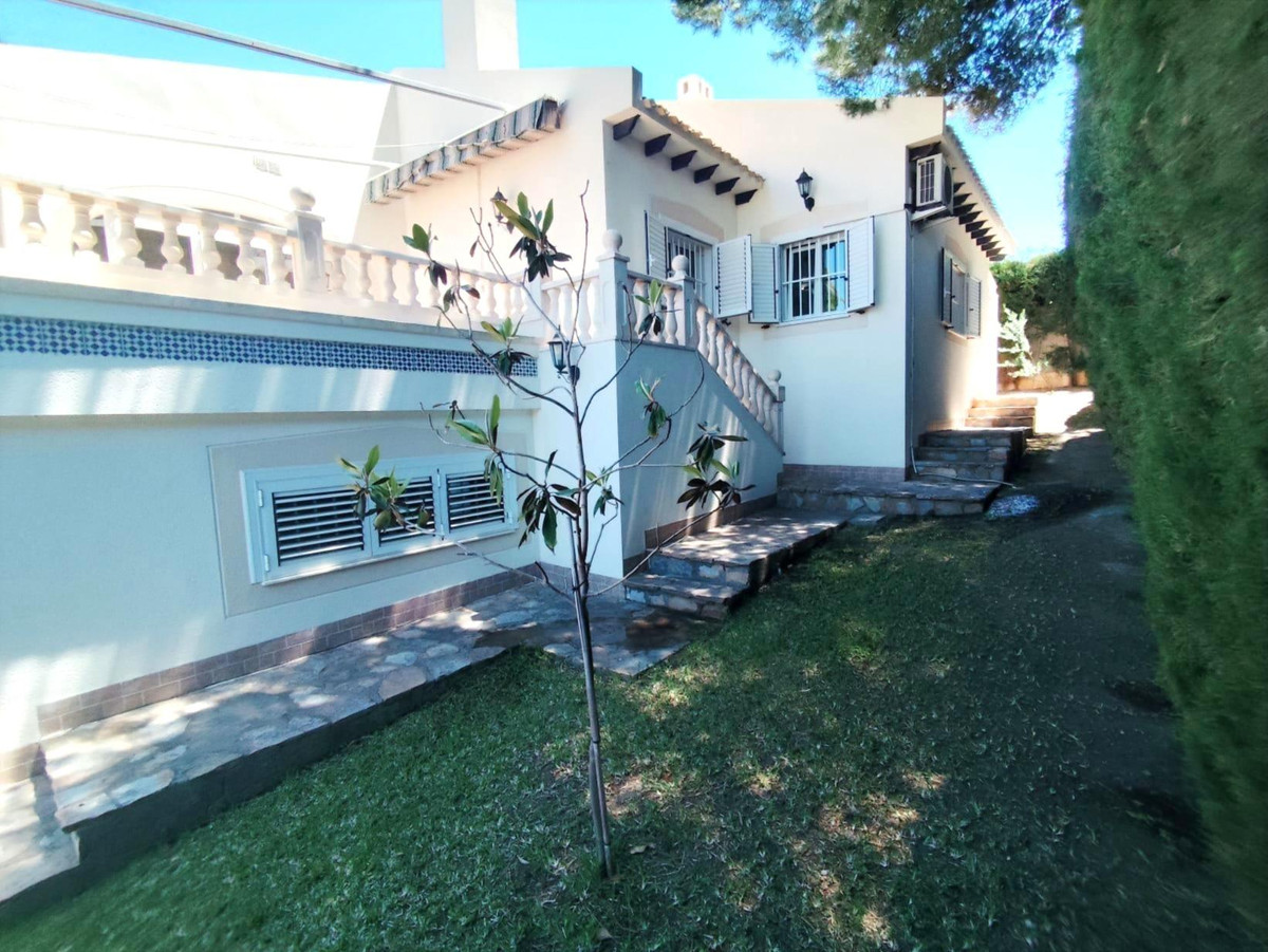 3 Bed Townhouse for sale in Cabo Roig Costa Blanca, Alicante, Spain