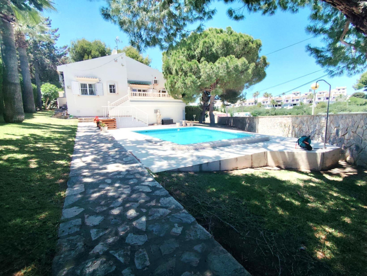 3 Bed Townhouse for sale in Cabo Roig Costa Blanca, Alicante, Spain