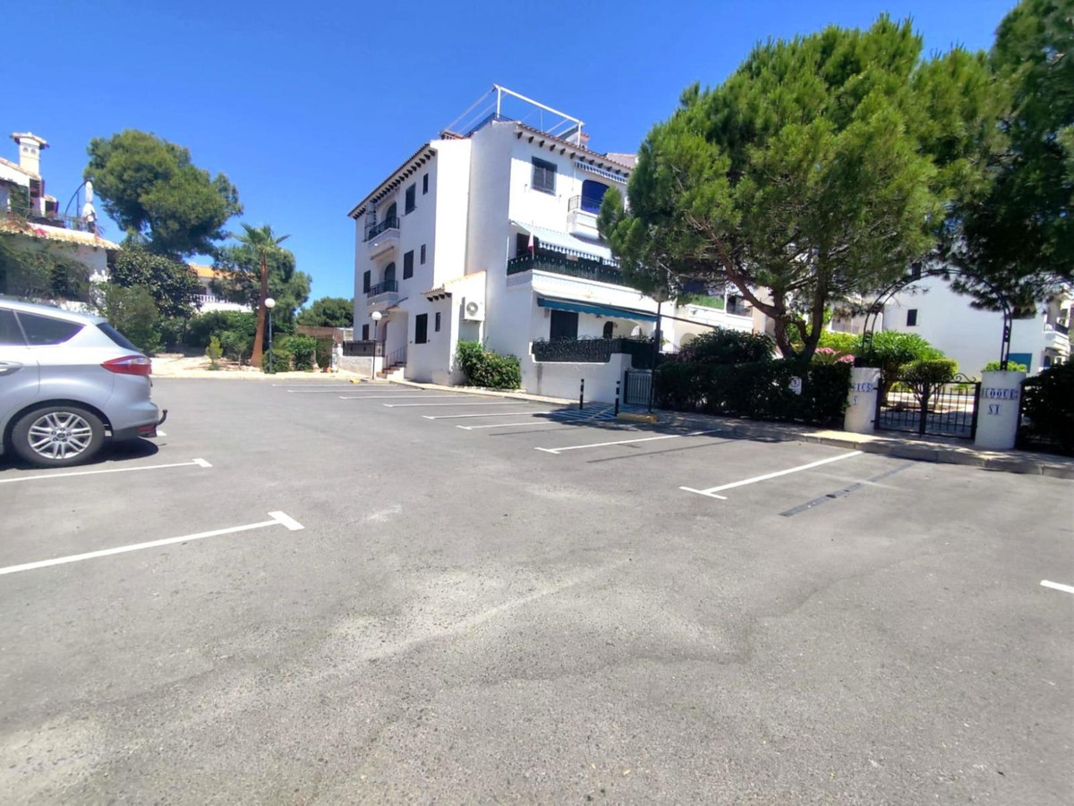 2 Bed Townhouse for sale in Cabo Roig Costa Blanca, Alicante, Spain