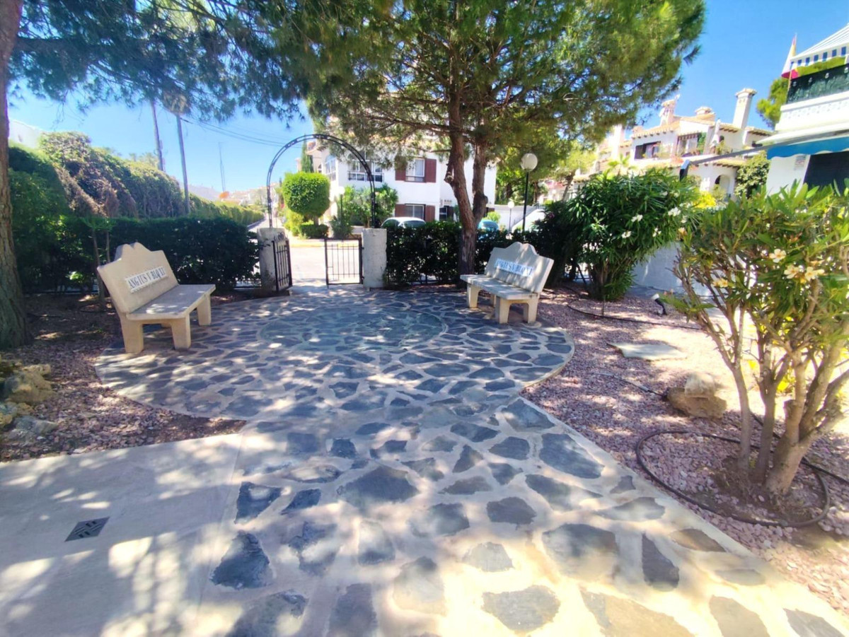 2 Bed Townhouse for sale in Cabo Roig Costa Blanca, Alicante, Spain