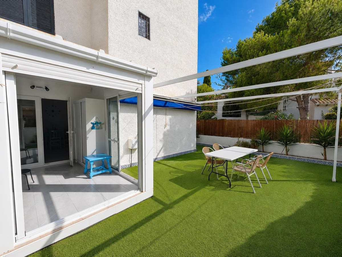 2 Bed Townhouse for sale in Cabo Roig Costa Blanca, Alicante, Spain