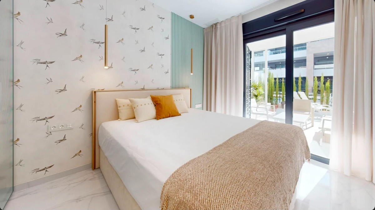 Se vende Apartamento Planta Baja de 2 dormitorios en Costa Blanca, Alicante, España