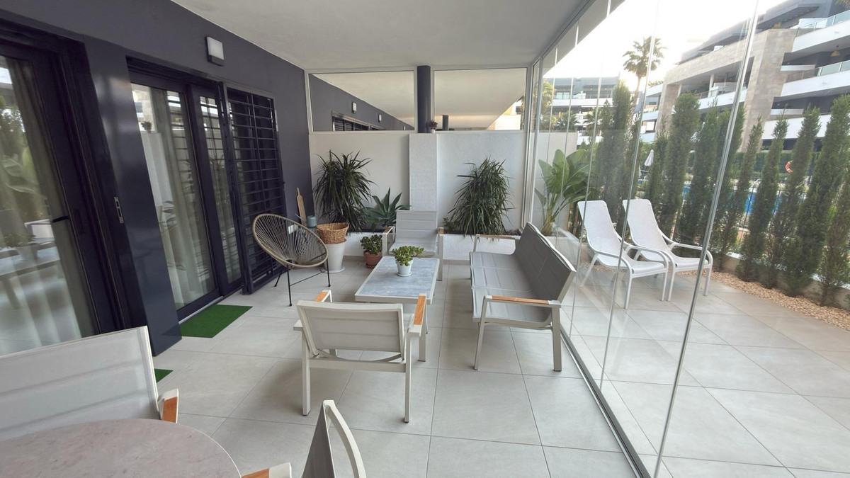 Se vende Apartamento Planta Baja de 2 dormitorios en Costa Blanca, Alicante, España