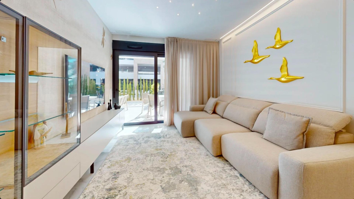 Se vende Apartamento Planta Baja de 2 dormitorios en Costa Blanca, Alicante, España