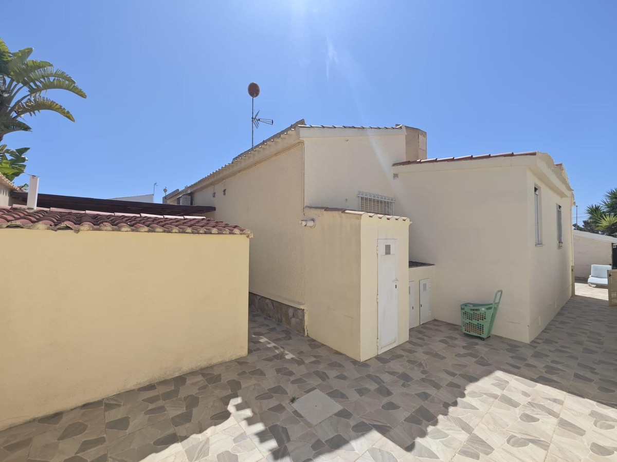 2 Bed Townhouse for sale in Orihuela Costa Costa Blanca, Alicante, Spain