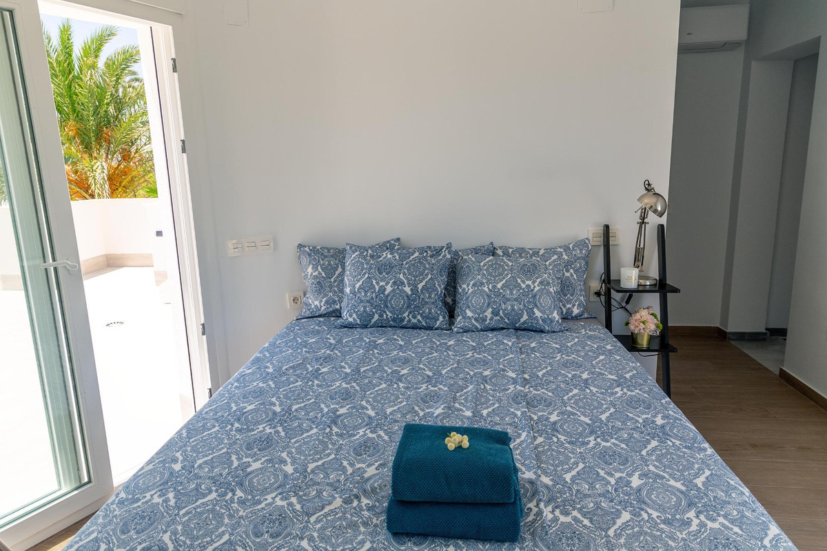 3 Bed Townhouse for sale in Playa Flamenca Costa Blanca, Alicante, Spain