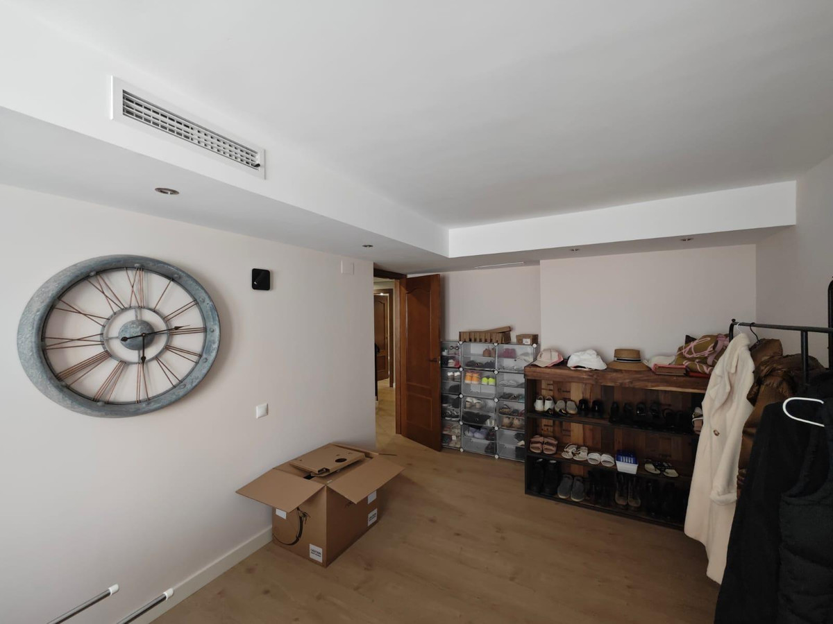 Se vende Villa - Chalet de 4 dormitorios en Costa Blanca, Alicante, España