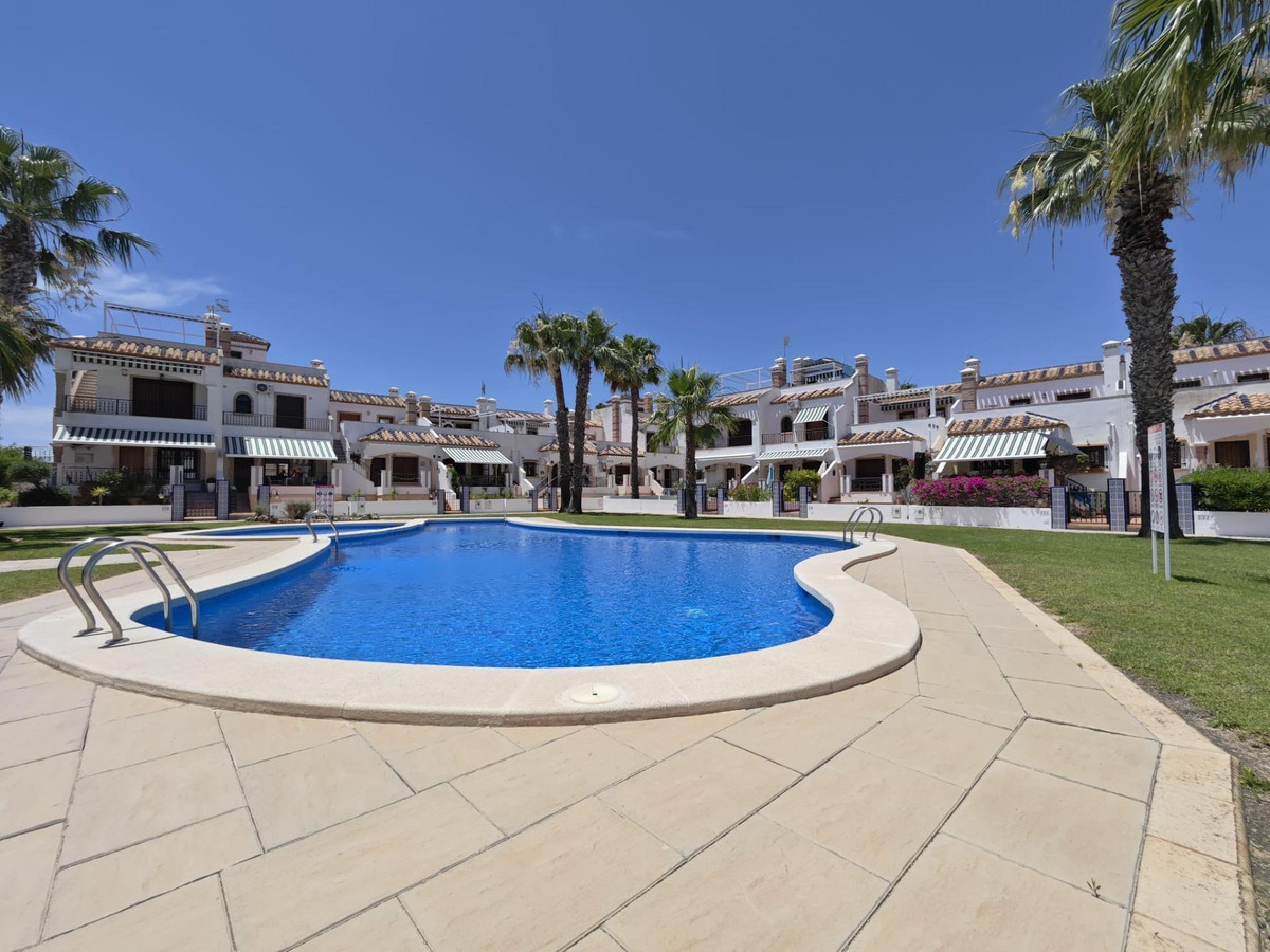 2 Bed Apartment for sale in Orihuela Costa Costa Blanca, Alicante, Spain