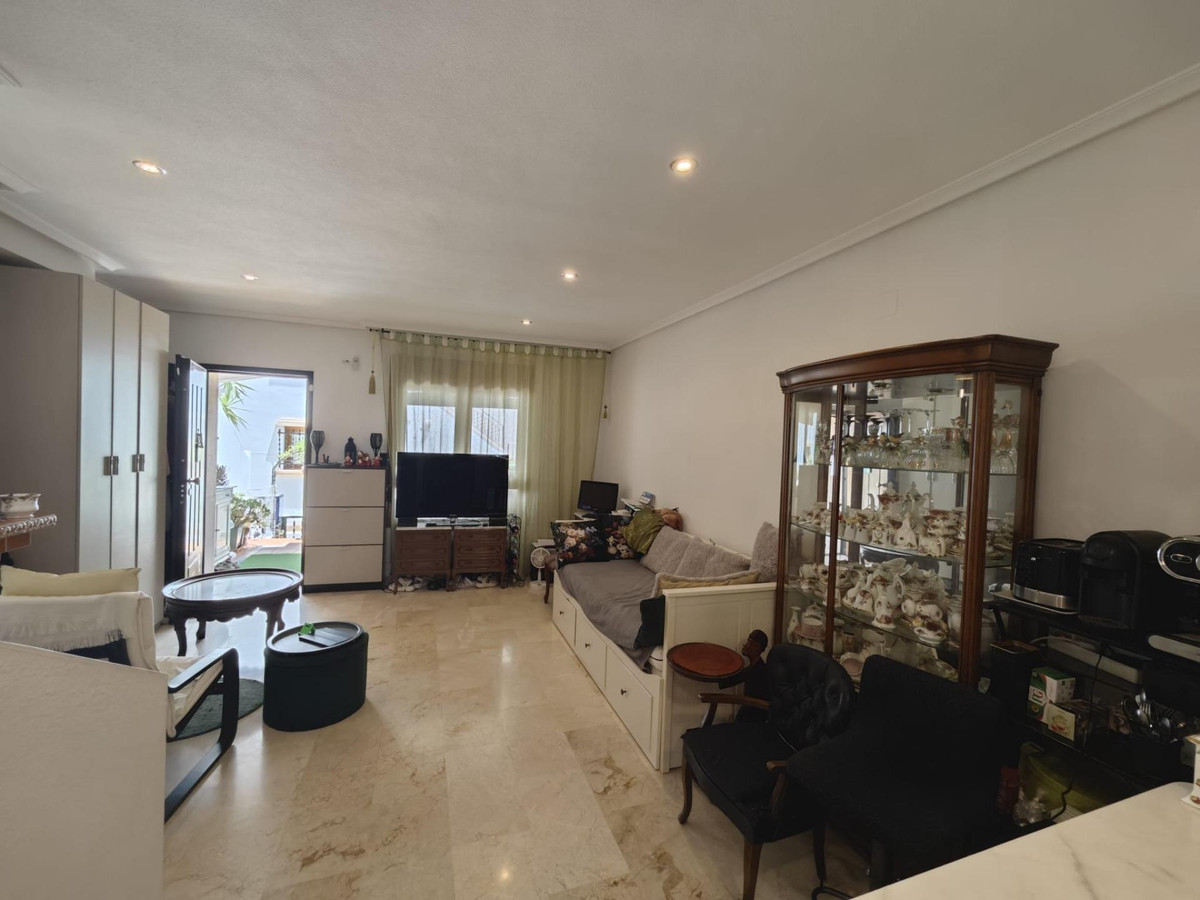 2 Bed Apartment for sale in Orihuela Costa Costa Blanca, Alicante, Spain