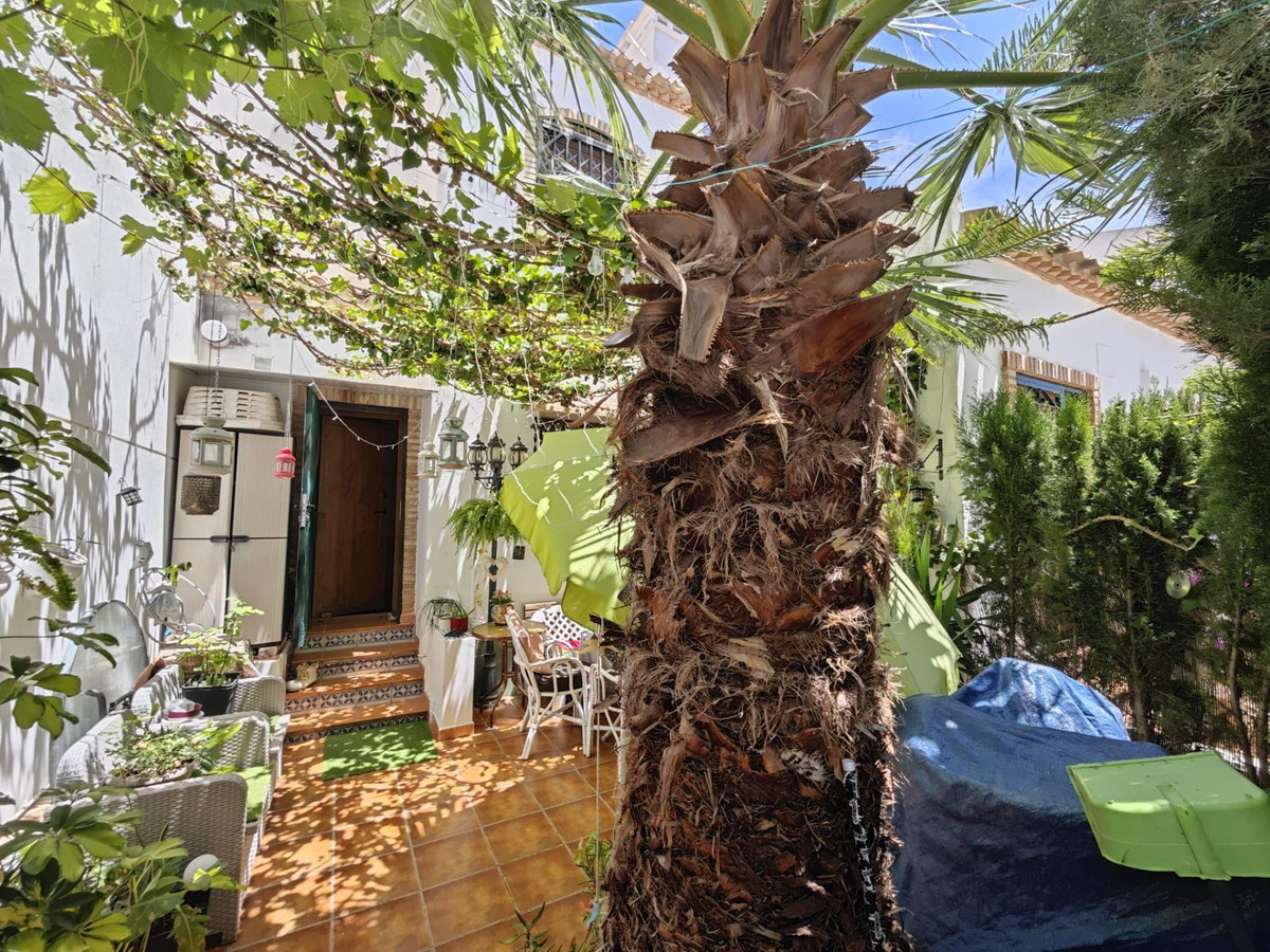 2 Bed Apartment for sale in Orihuela Costa Costa Blanca, Alicante, Spain