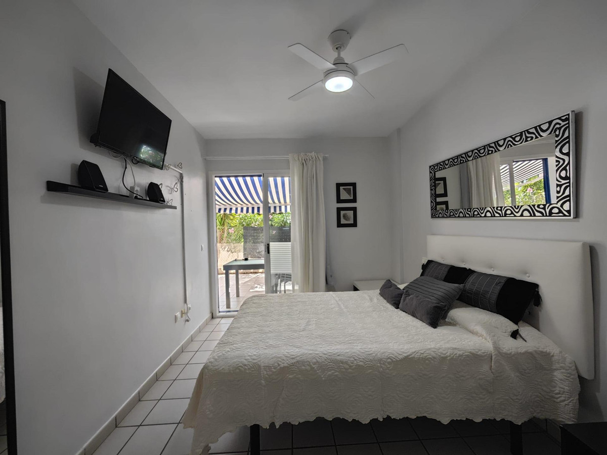 1 Bed Apartment for sale in Playa Flamenca Costa Blanca, Alicante, Spain