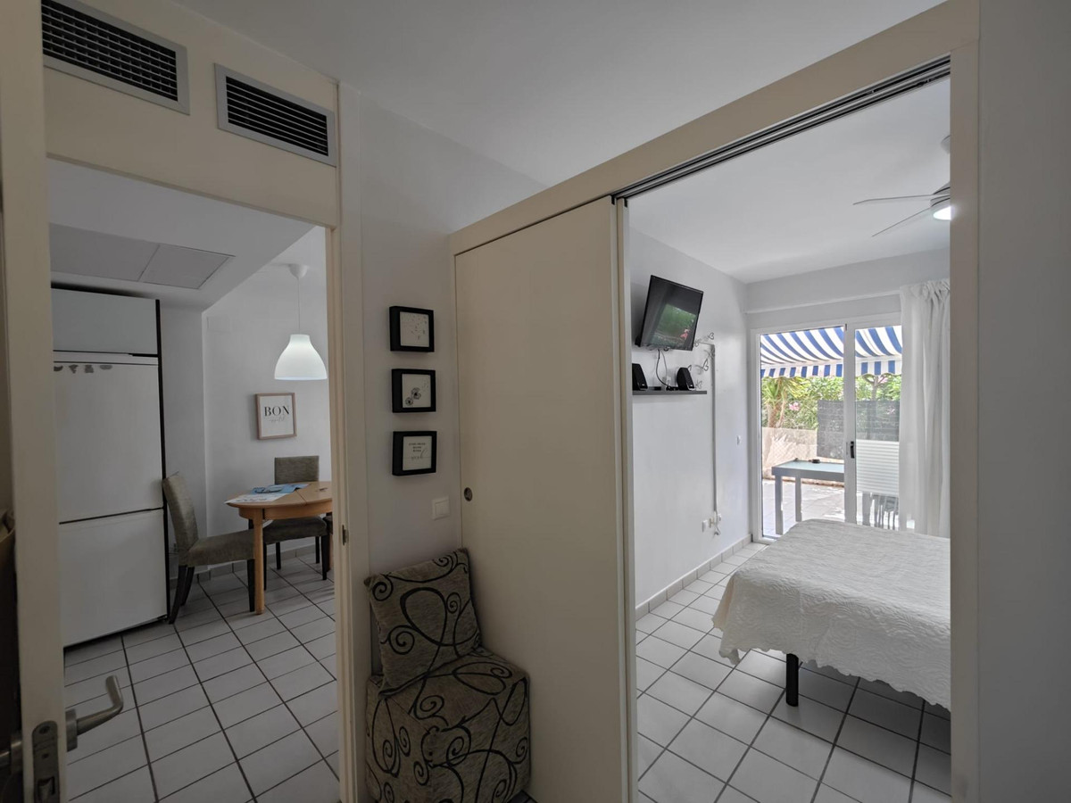 1 Bed Apartment for sale in Playa Flamenca Costa Blanca, Alicante, Spain