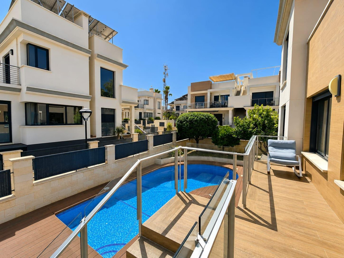 5 Bed Townhouse for sale in La Zenia Costa Blanca, Alicante, Spain