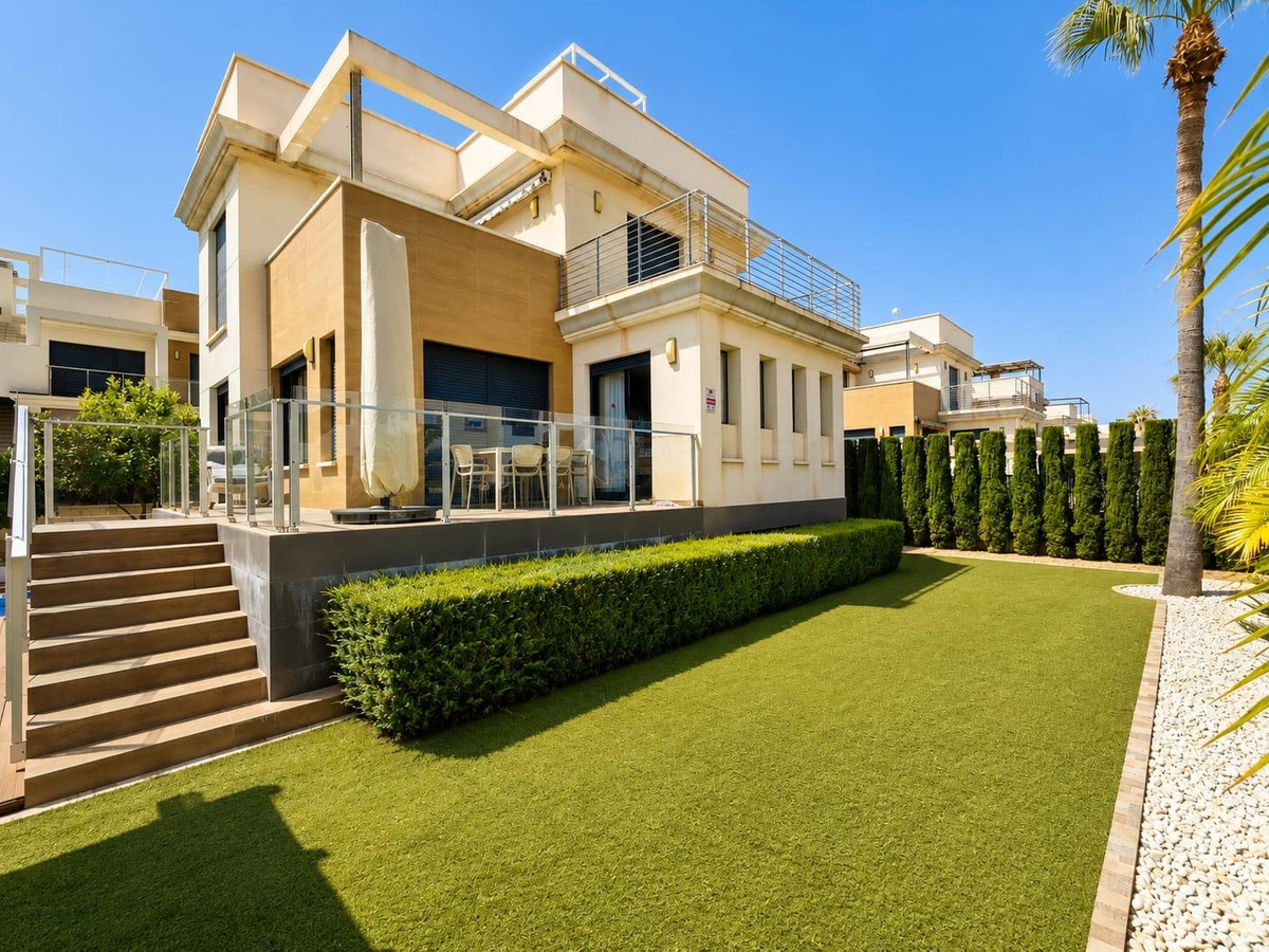 5 Bed Townhouse for sale in La Zenia Costa Blanca, Alicante, Spain