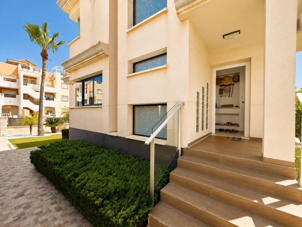 5 Bed Townhouse for sale in La Zenia Costa Blanca, Alicante, Spain